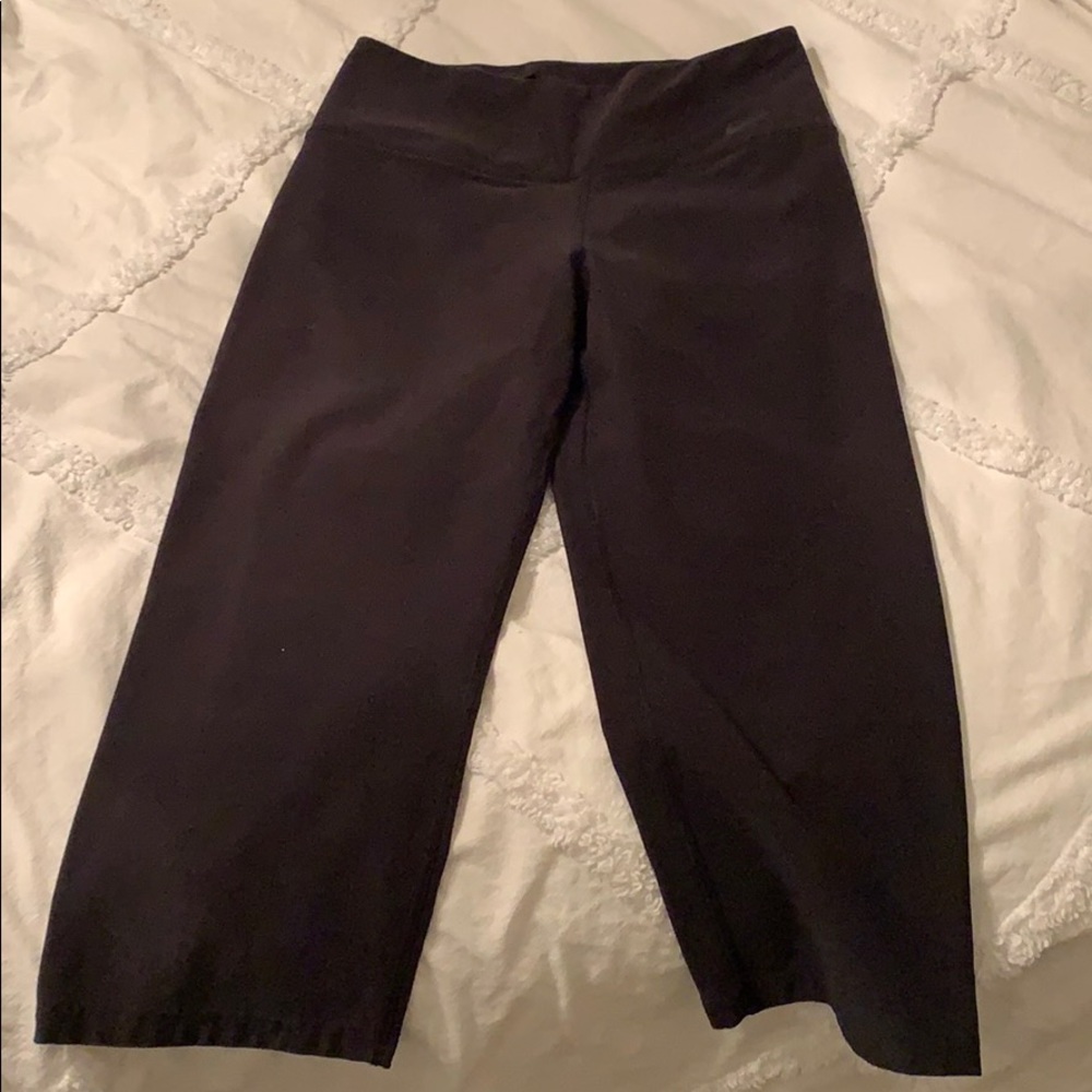 Nike loose Capri